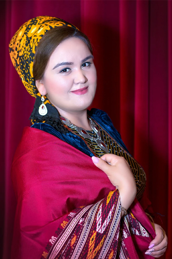 Aýsenem Geldiýewa [Оригинальный размер].webp